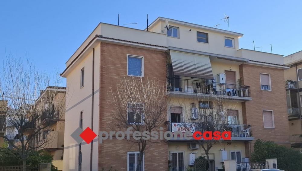 appartamento in vendita a Pomezia