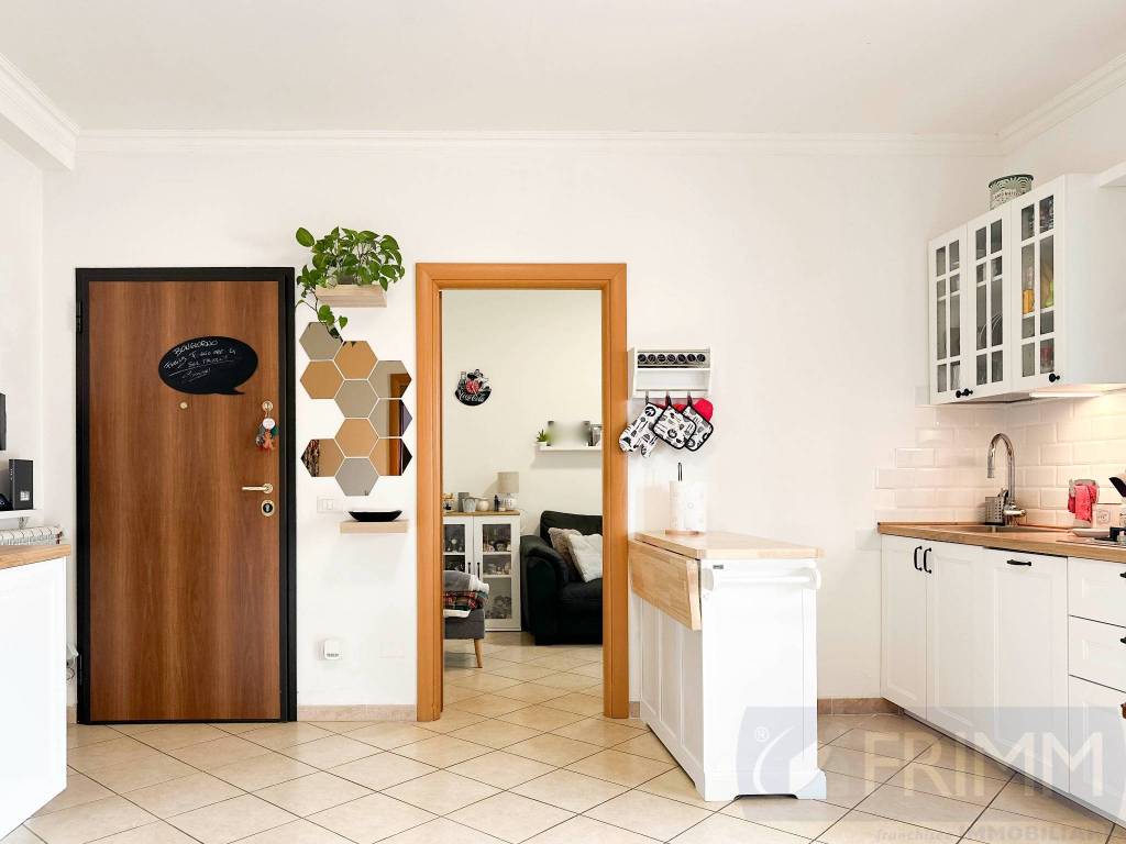 appartamento in vendita a Pomezia