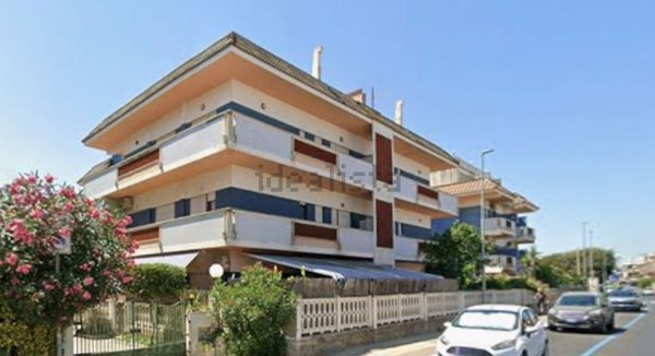 appartamento in vendita a Pomezia in zona Torvaianica