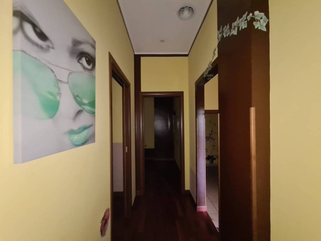 negozio in vendita a Pomezia