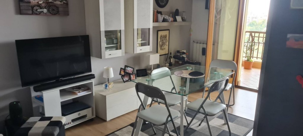 appartamento in vendita a Pomezia in zona Colli di Enea