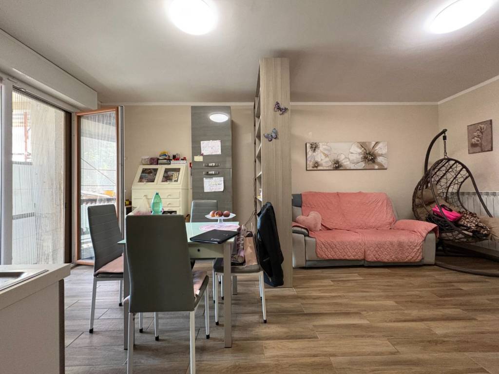 appartamento in vendita a Pomezia