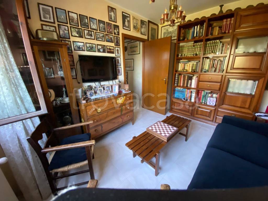 appartamento in vendita a Pomezia