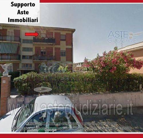 appartamento in vendita a Pomezia in zona Torvaianica
