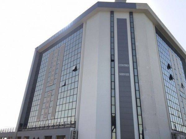 negozio in vendita a Pomezia