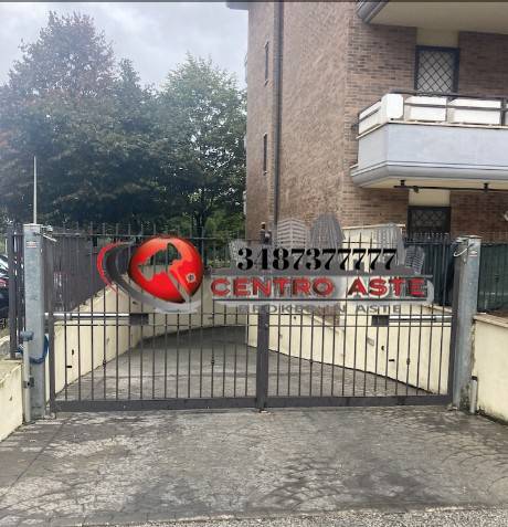 casa indipendente in vendita a Pomezia