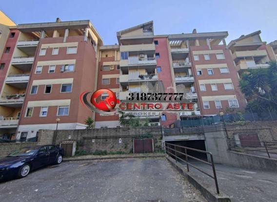 appartamento in vendita a Pomezia in zona Santa Palomba