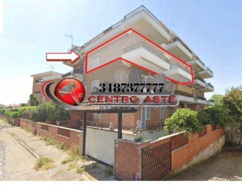 appartamento in vendita a Pomezia in zona Torvaianica