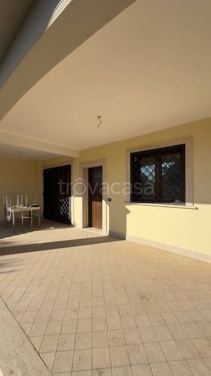 casa indipendente in vendita a Pomezia in zona Campo Jemini