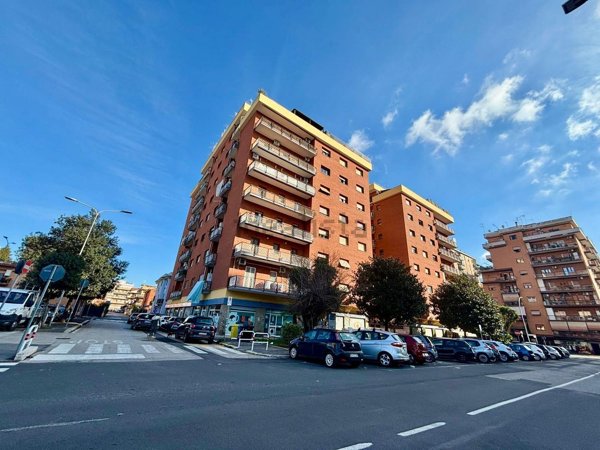 appartamento in vendita a Pomezia