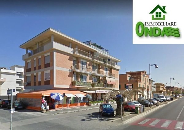 appartamento in vendita a Pomezia in zona Torvaianica