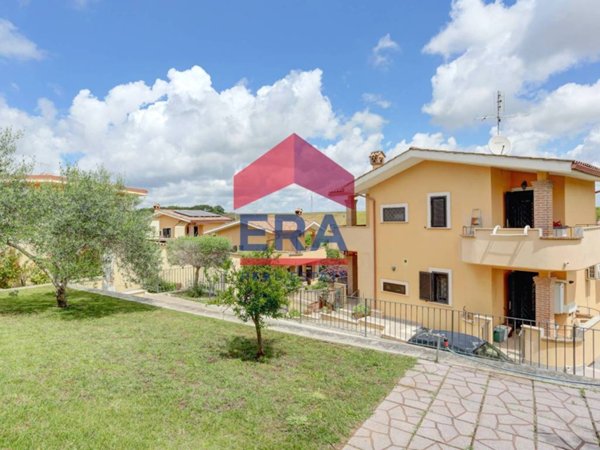casa indipendente in vendita a Pomezia