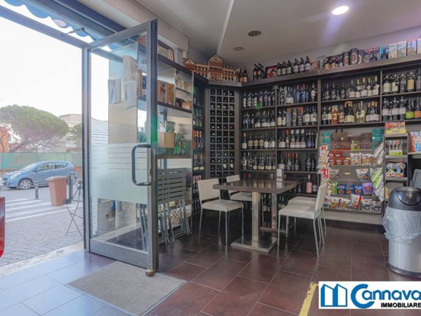negozio in vendita a Pomezia