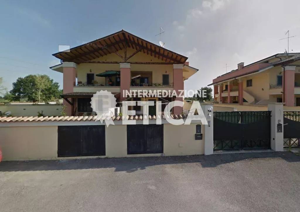 appartamento in vendita a Pomezia