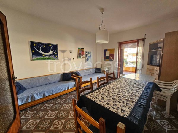 appartamento in vendita a Pomezia in zona Torvaianica