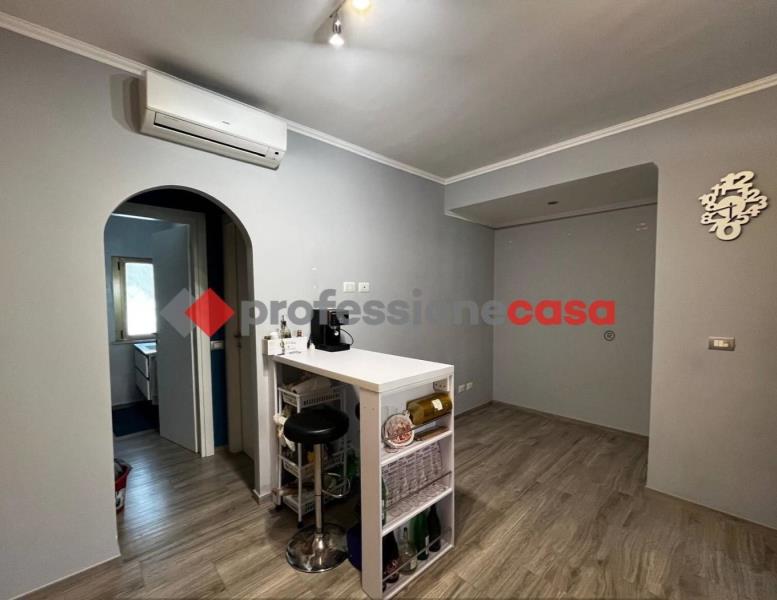 casa indipendente in vendita a Pomezia in zona Torvaianica