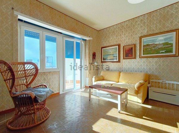 appartamento in vendita a Pomezia in zona Torvaianica