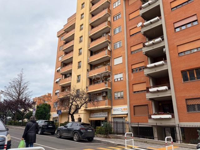 appartamento in vendita a Pomezia