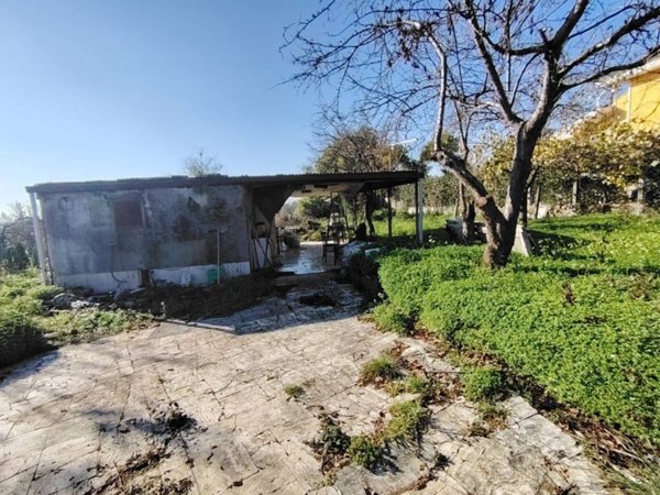 casa indipendente in vendita a Pomezia in zona Campo Jemini