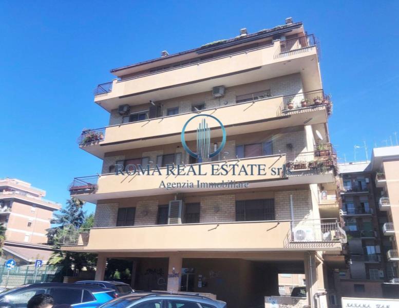 appartamento in vendita a Pomezia