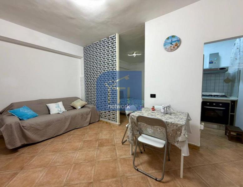 appartamento in vendita a Pomezia in zona Torvaianica