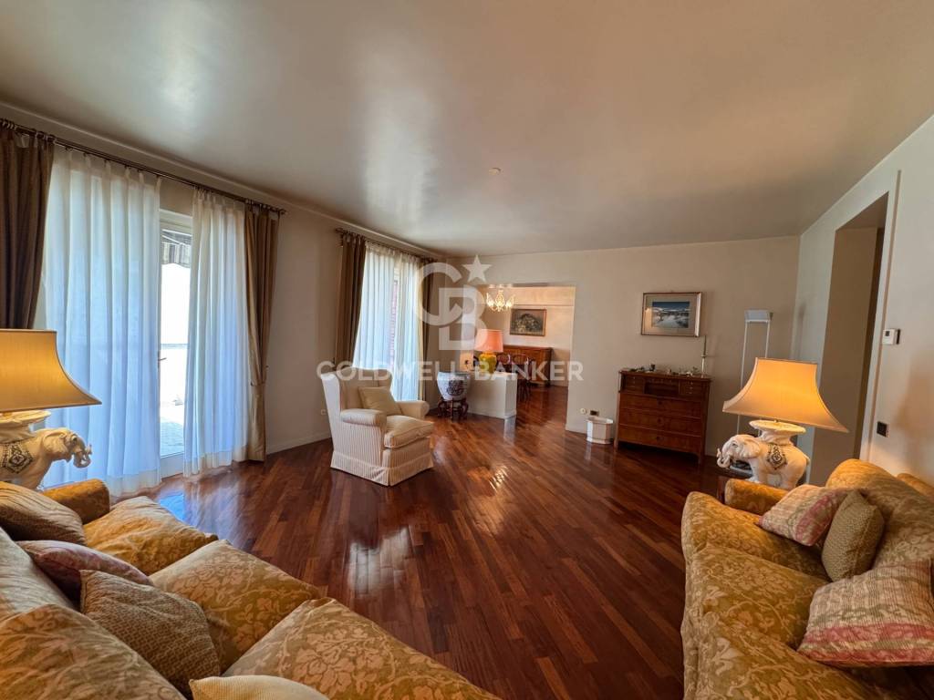 appartamento in vendita a Pomezia