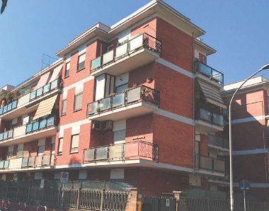 appartamento in vendita a Pomezia in zona Torvaianica