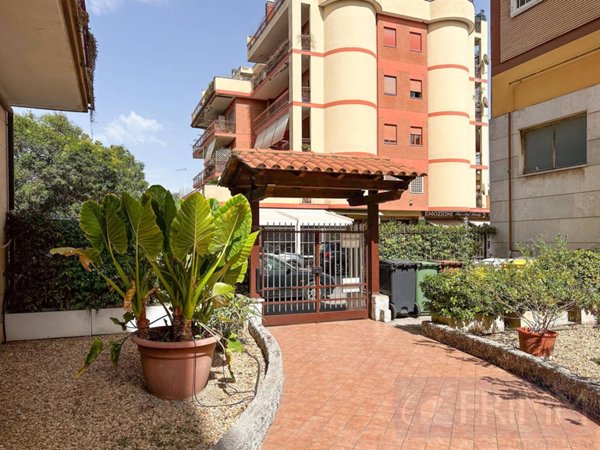 appartamento in vendita a Pomezia