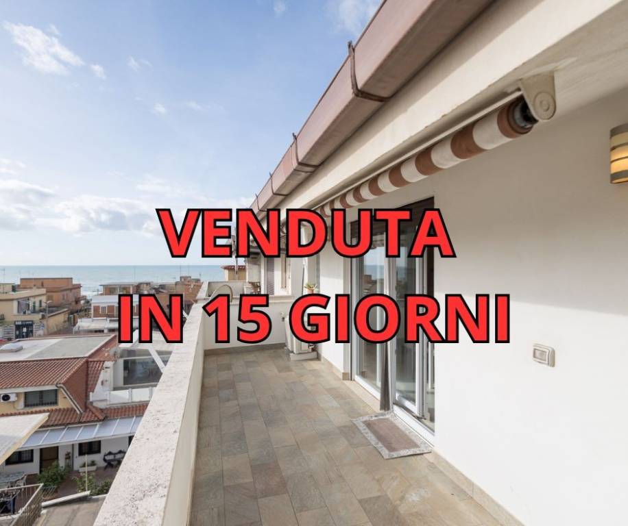 appartamento in vendita a Pomezia in zona Torvaianica