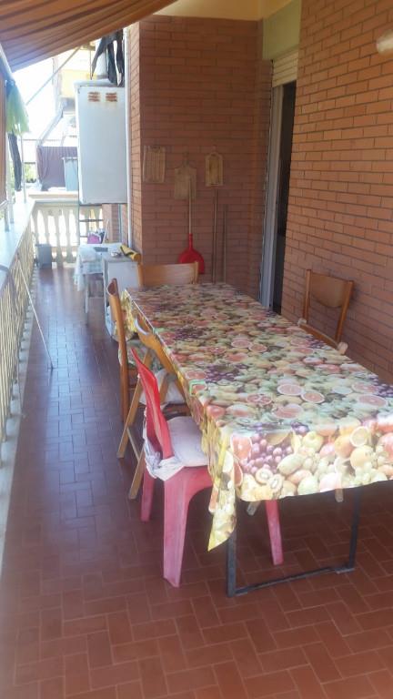 appartamento in vendita a Pomezia in zona Torvaianica