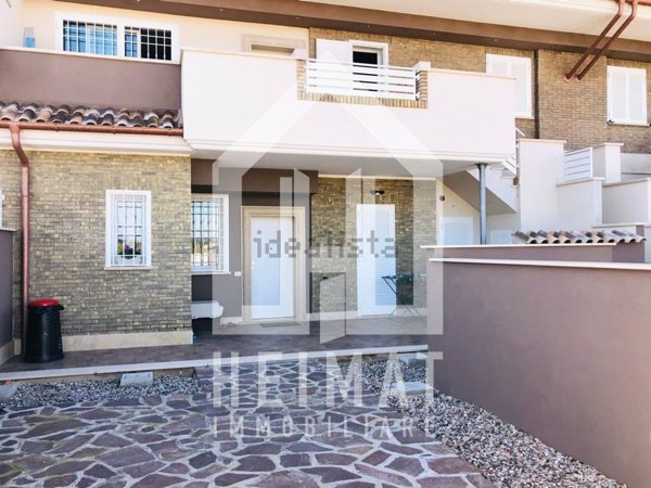 appartamento in vendita a Pomezia