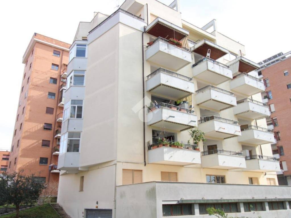 appartamento in vendita a Pomezia