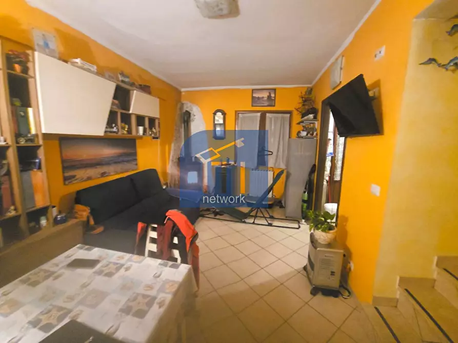 casa indipendente in vendita a Pomezia in zona Torvaianica