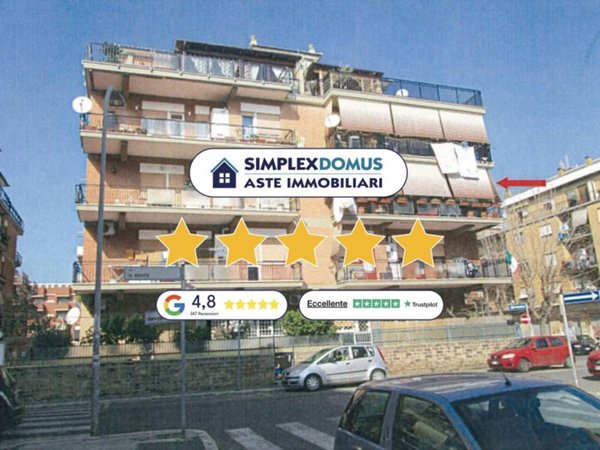 appartamento in vendita a Pomezia in zona Torvaianica