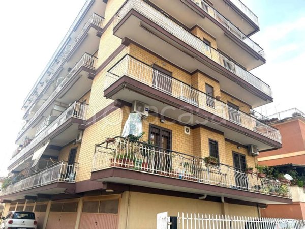 appartamento in vendita a Pomezia