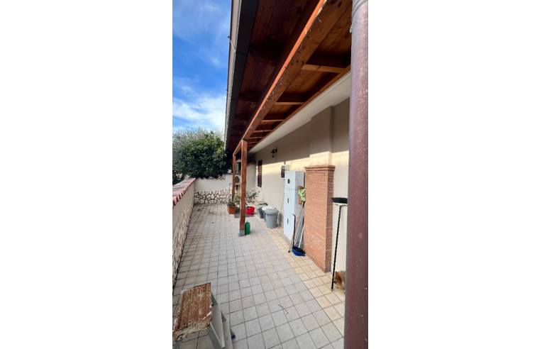 villa in vendita a Pomezia in zona Torvaianica