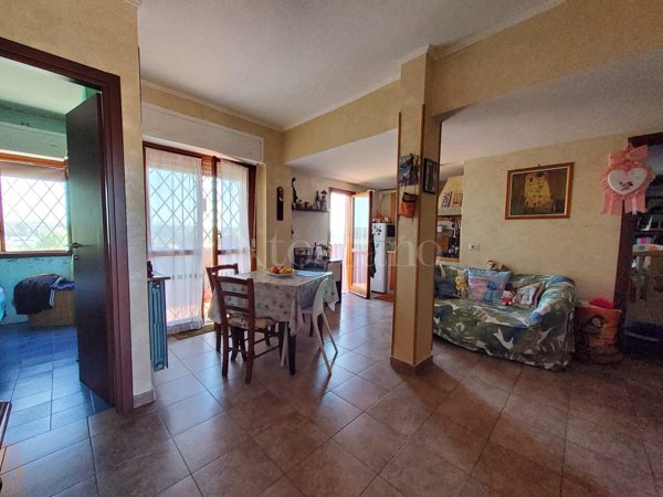 appartamento in vendita a Pomezia