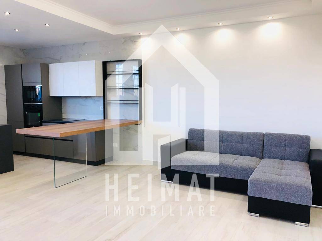 appartamento in vendita a Pomezia in zona Torvaianica Alta