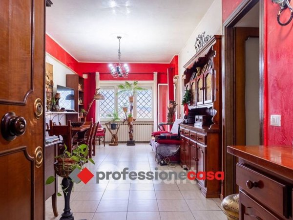 appartamento in vendita a Pomezia in zona Torvaianica