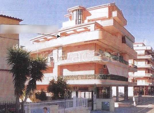 appartamento in vendita a Pomezia