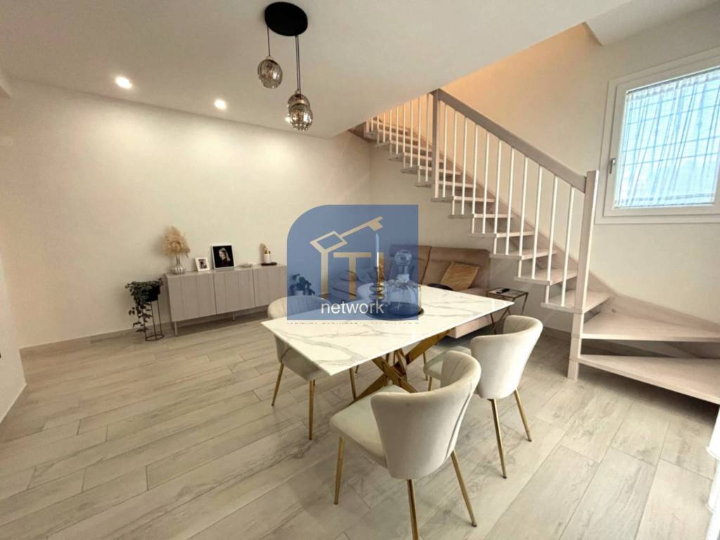 appartamento in vendita a Pomezia in zona Torvaianica Alta