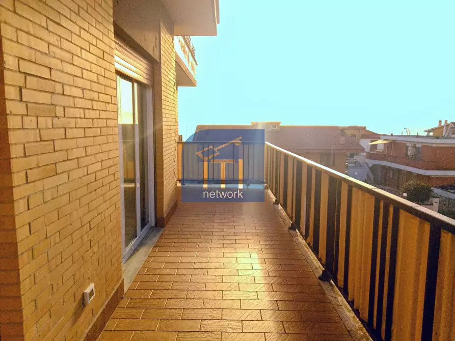 appartamento in vendita a Pomezia in zona Torvaianica