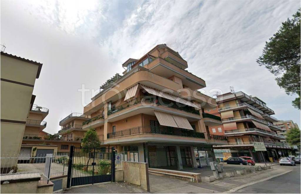 appartamento in vendita a Pomezia