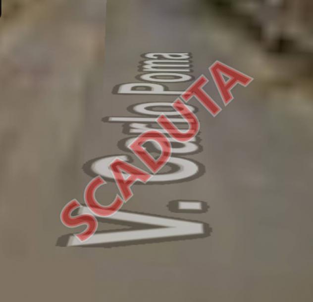 locale commerciale in vendita a Pomezia