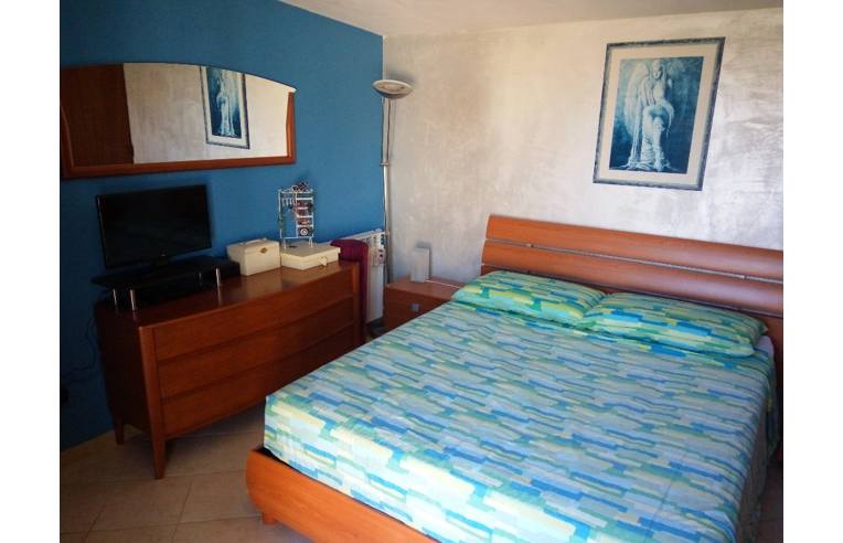 casa indipendente in vendita a Pomezia in zona Torvaianica