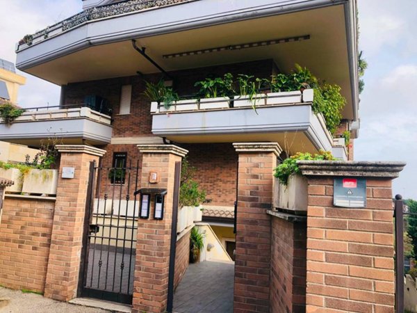 appartamento in vendita a Pomezia