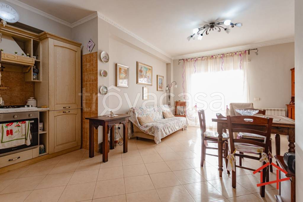 appartamento in vendita a Pomezia