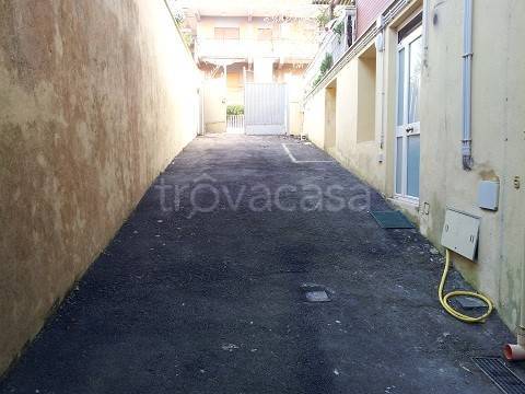 appartamento in vendita a Pomezia in zona Torvaianica