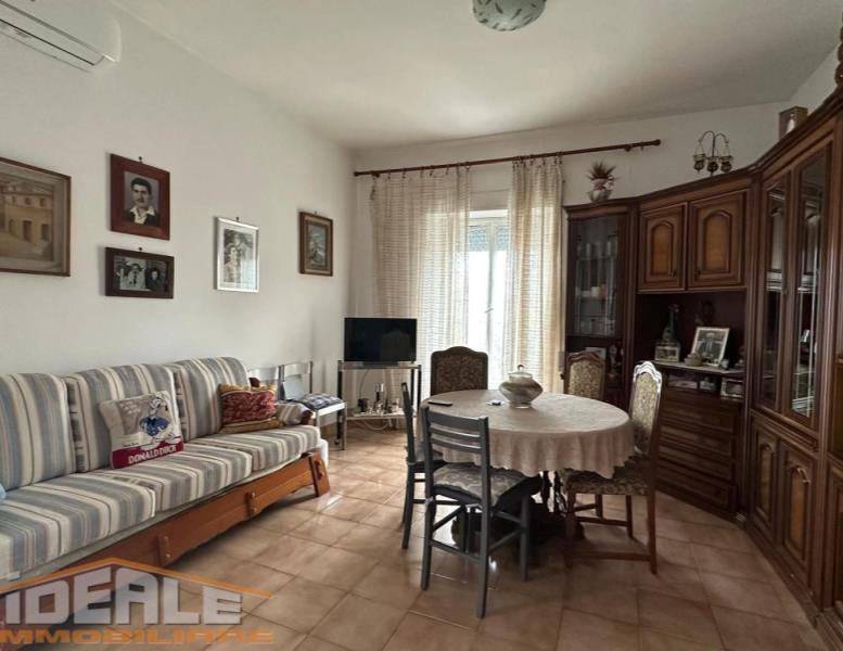 appartamento in vendita a Pomezia in zona Campo Bello