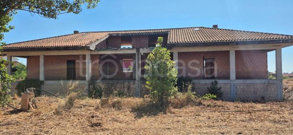 villa in vendita a Pomezia in zona Santa Procula